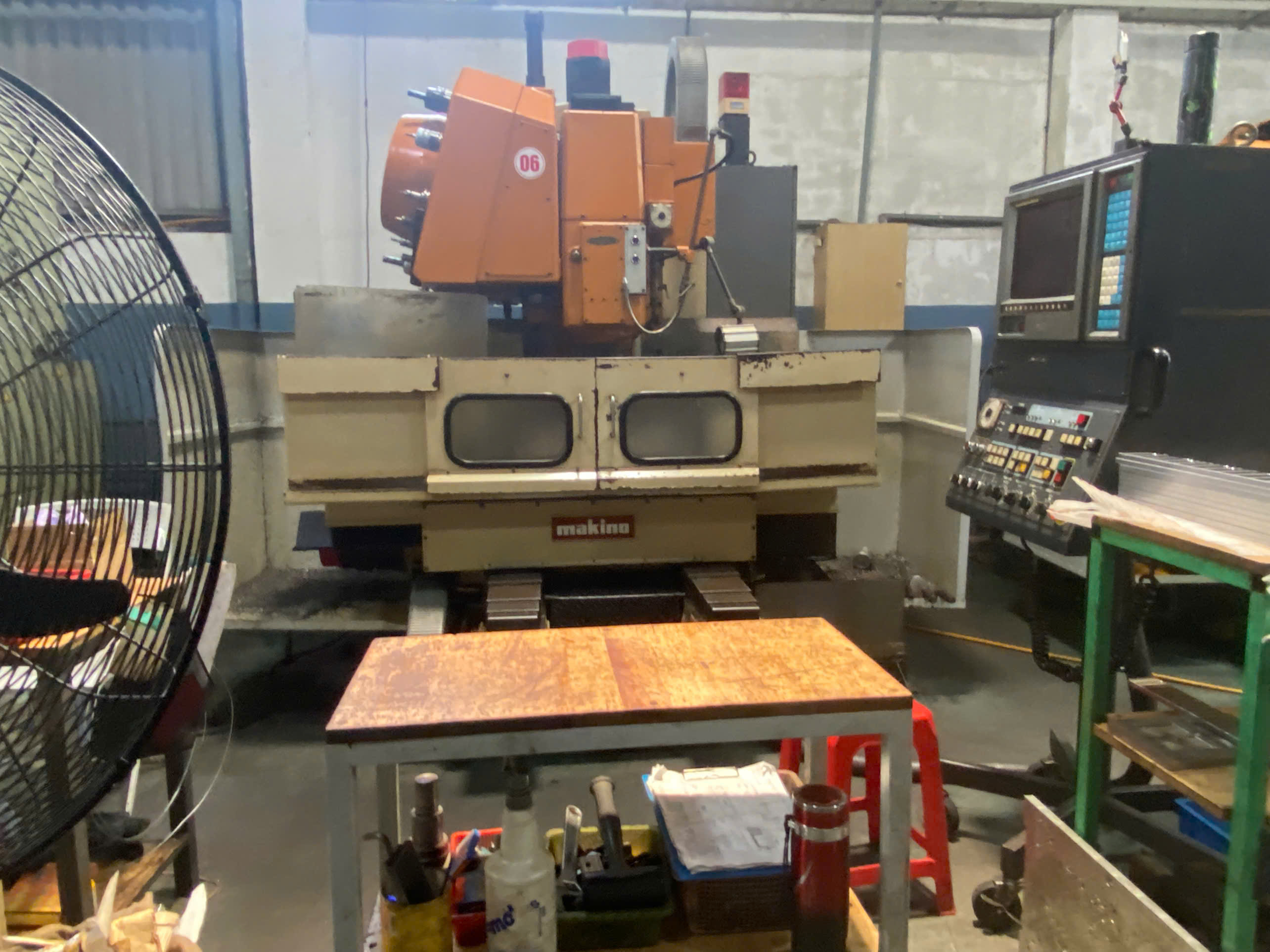 CNC milling machine 5